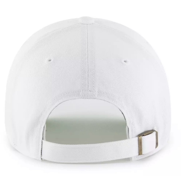 47 Women's Milwaukee Bucks Clean Up Adjustable Hat - Picture 3 of 4